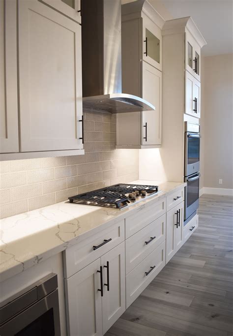 white shaker cabinets with stainless steel appliances|white shaker cabinets website.